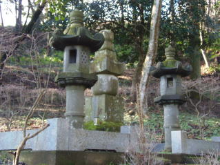 武田信興公の墓地